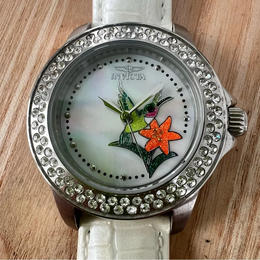 Invicta ladies hummingbird silver tone white leather watch NEW BATTERY